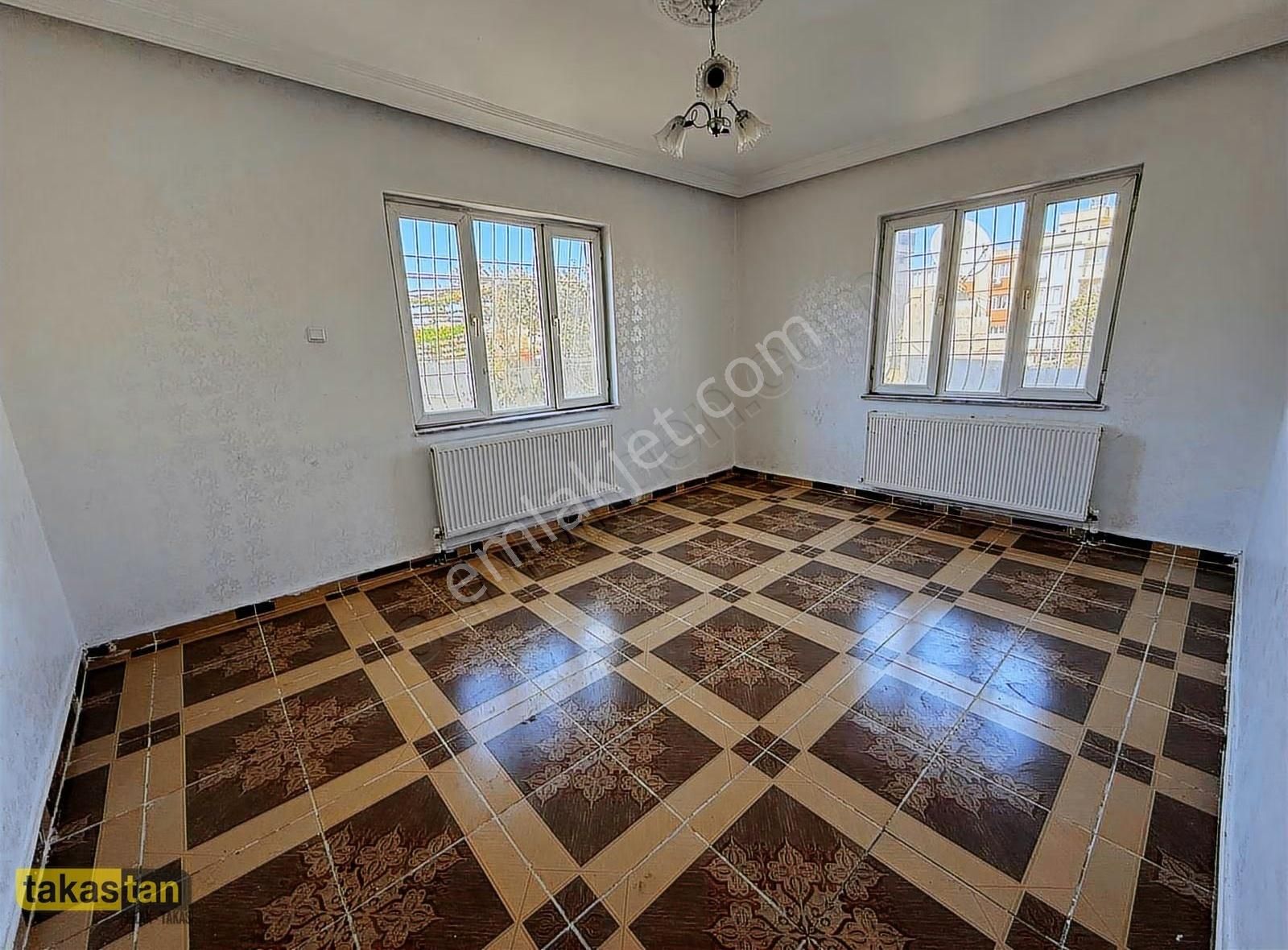 Zeytinli Mah. En Güzel Lokasyonda 3 Katlı Doğalgazlı Köşe Konum - Görsel 15