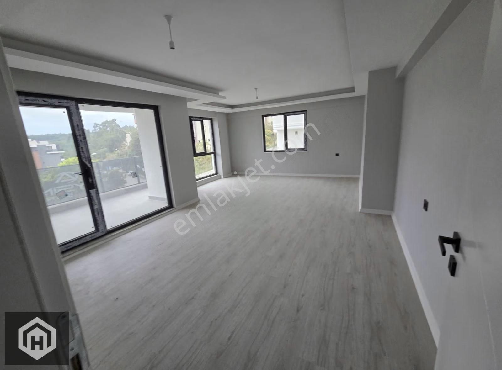 Güzelyalı Eğitim Mh Kiralık 240mt2 4+1 Sıfır Dubleks - Görsel 14