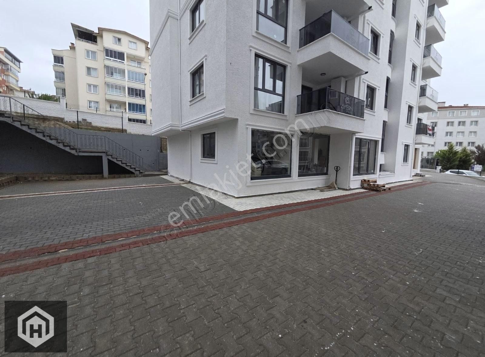 Güzelyalı Eğitim Mh Kiralık 240mt2 4+1 Sıfır Dubleks - Görsel 7
