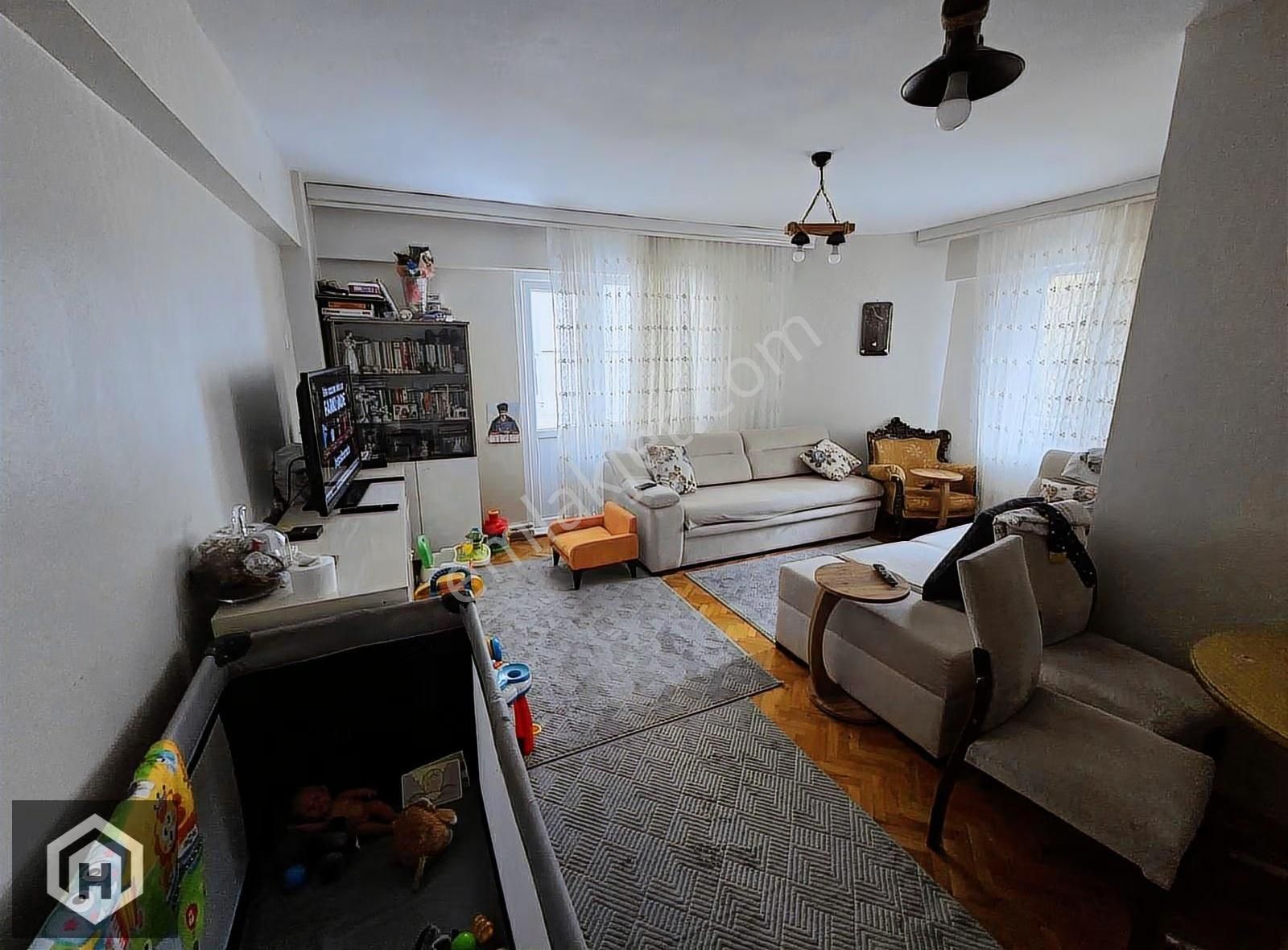 Mudanya Ömerbey Mh Satılık 3+1 130mt2 Arakat Daire Merkezi Konum - Görsel 2