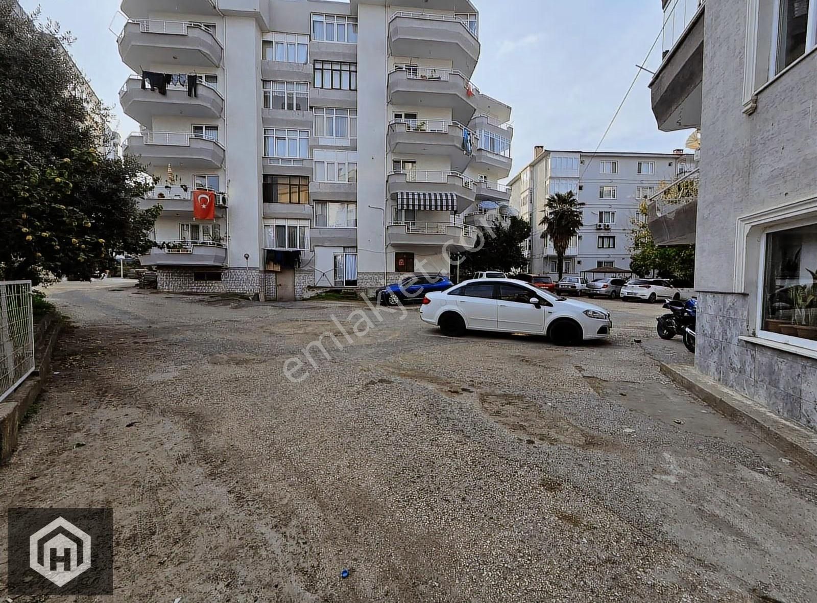 Mudanya Ömerbey Mh Satılık 3+1 130mt2 Arakat Daire Merkezi Konum - Görsel 23