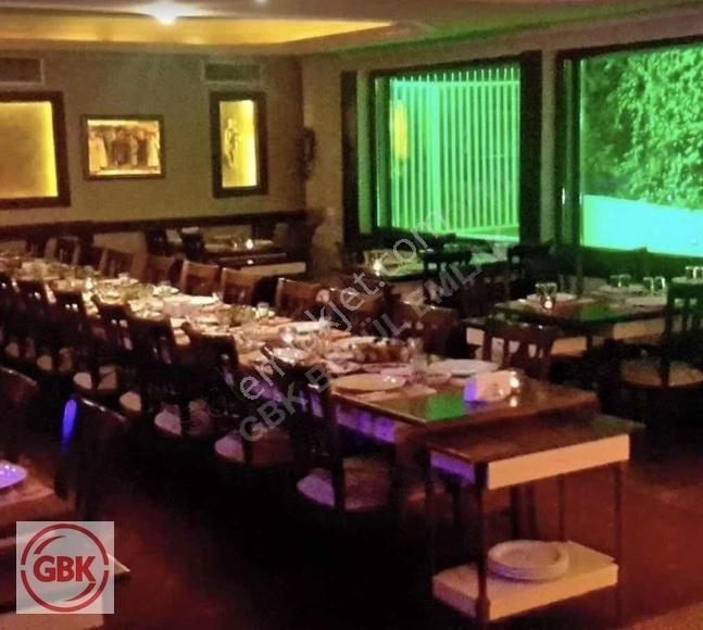 Uğur Mumcu Cad. Ara Sokak Prestijli Konumda 200 M² Dükkan - Görsel 9