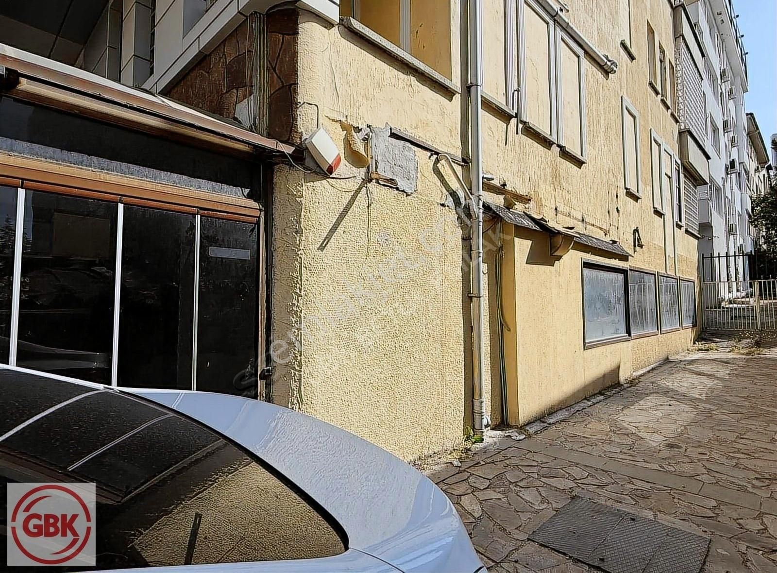 Uğur Mumcu Cad. Ara Sokak Prestijli Konumda 200 M² Dükkan - Görsel 11