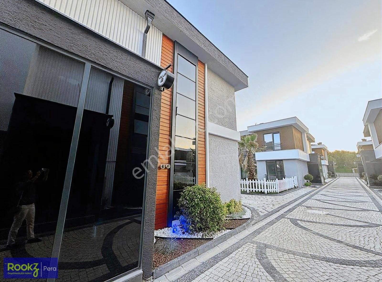 Aralık Mh. 1.cad.yakını 4+1 Bahçeli Müstakil Kiralık Villa