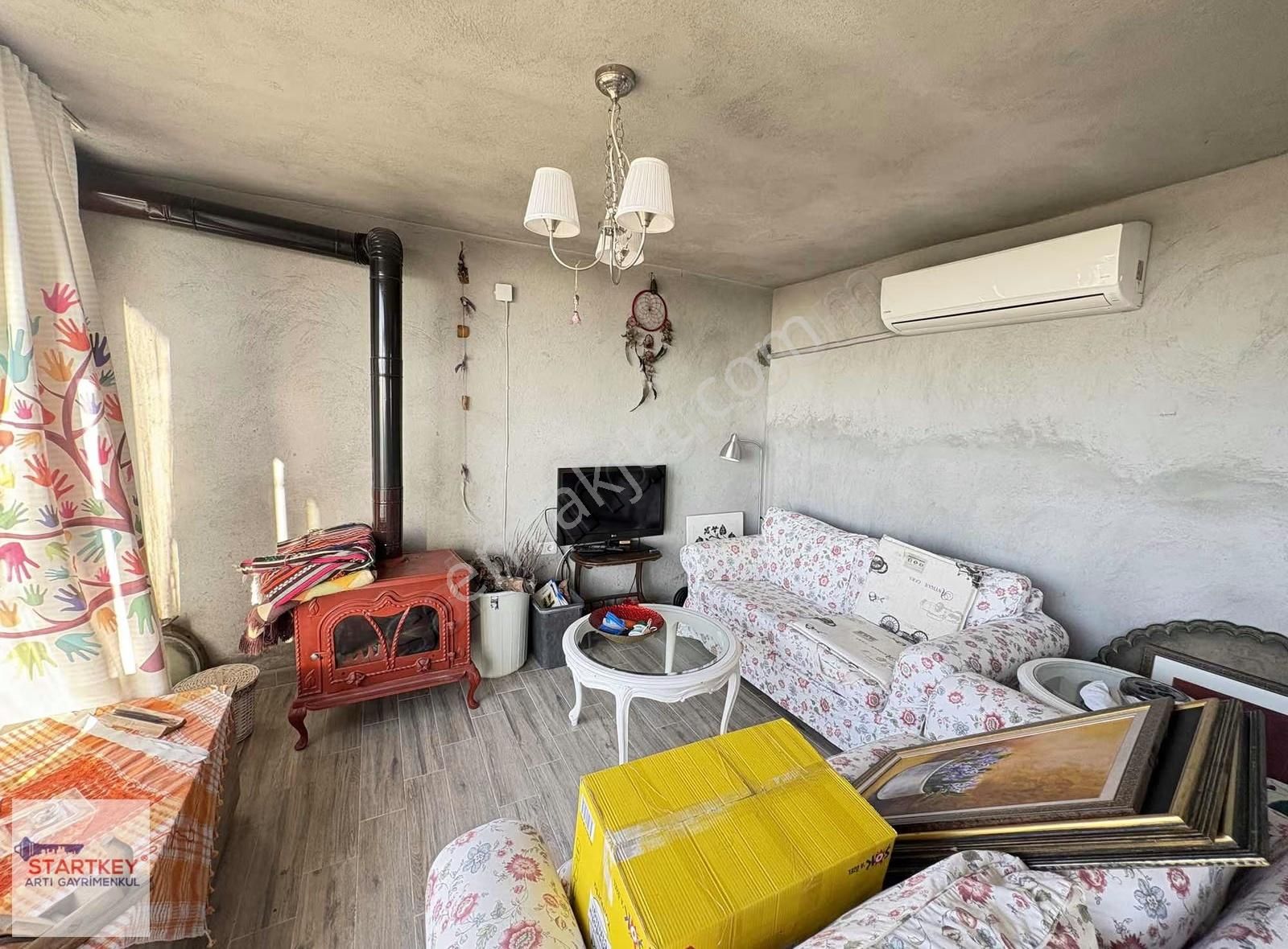 Seferihisar Beyler Köyü 303 M2 Arsada Eşyalı Satılık Müstakil Ev - Görsel 22