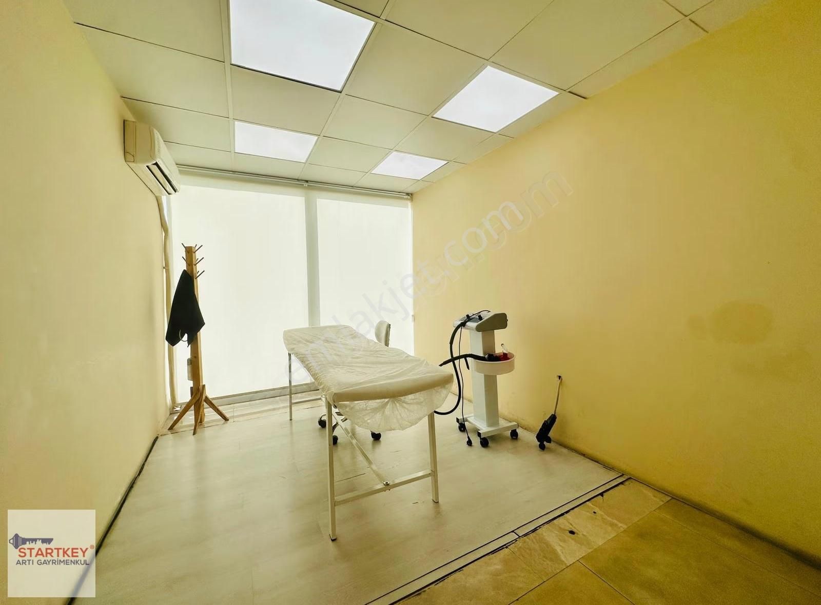 Çiğli Ataşehir De Yüksek Cirolu Devren Kiralık Güzellik Merkezi - Görsel 22