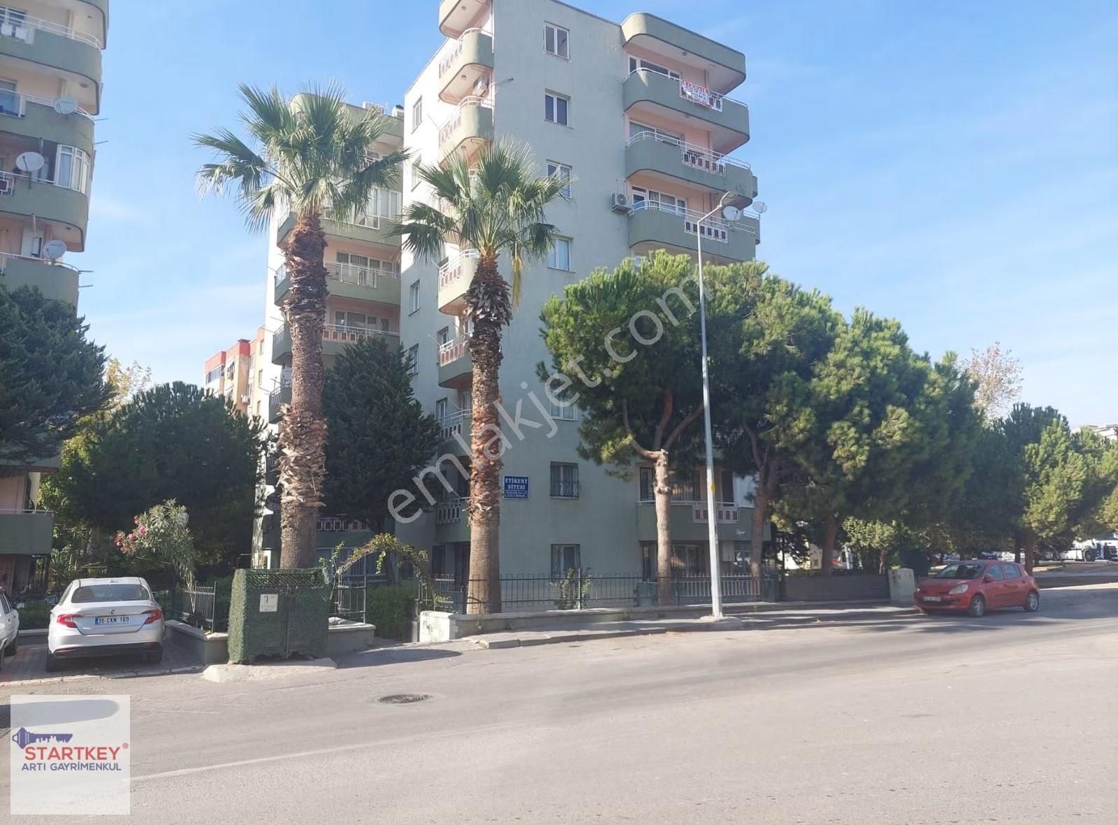 Bayraklı Manavkuyuda Satılık 3+1 Daire