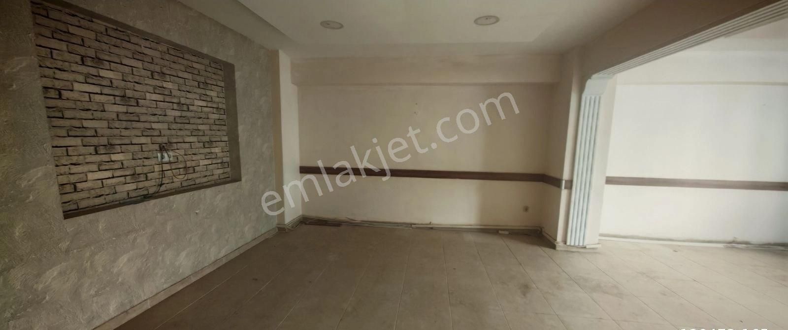 Çınar'da Harika Konumda 90m2 Fırsat Kiralık İşyerleri - Görsel 13