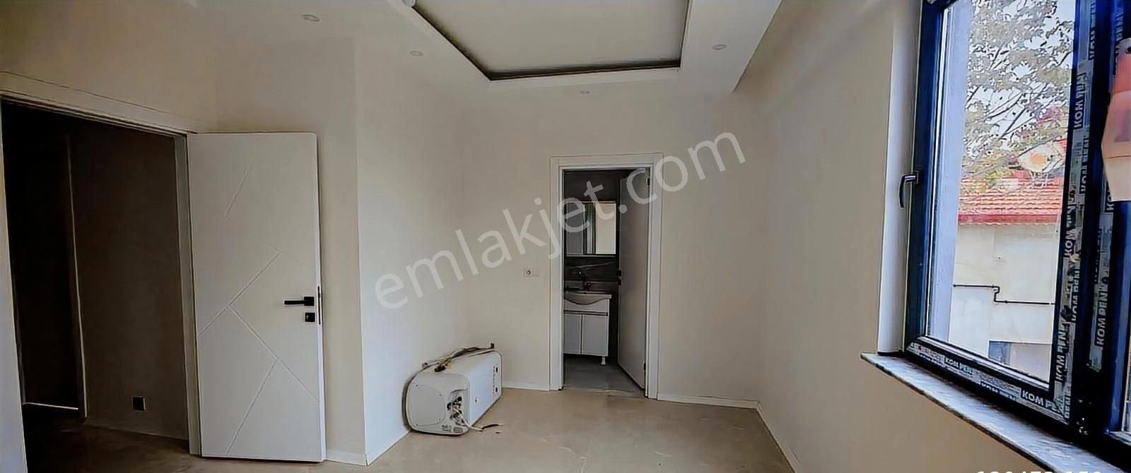 Müstakil Tadında Kendine Ait Bahçe Kullanımlı 3+1* Sıfır Daire - Görsel 10