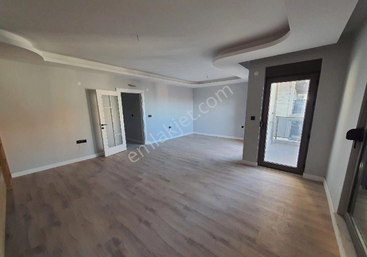 Kütükçü Antalya Manzaralı Satılık 5+1 Dubleks - Görsel 2