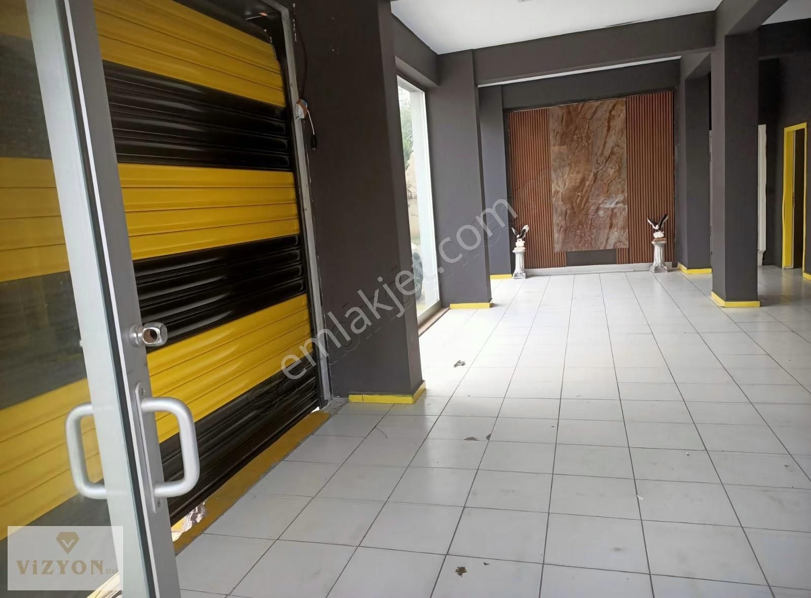 75.yıl Mahallesinde Kiralık 110 M2 Köşe Dükkan - Görsel 4