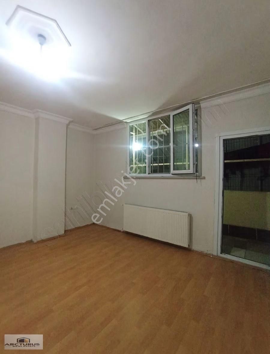 Esenyurt İstiklal Mahalesin.de Acil Satılık 2+1 Bahçli Bahçe Kat - Görsel 2