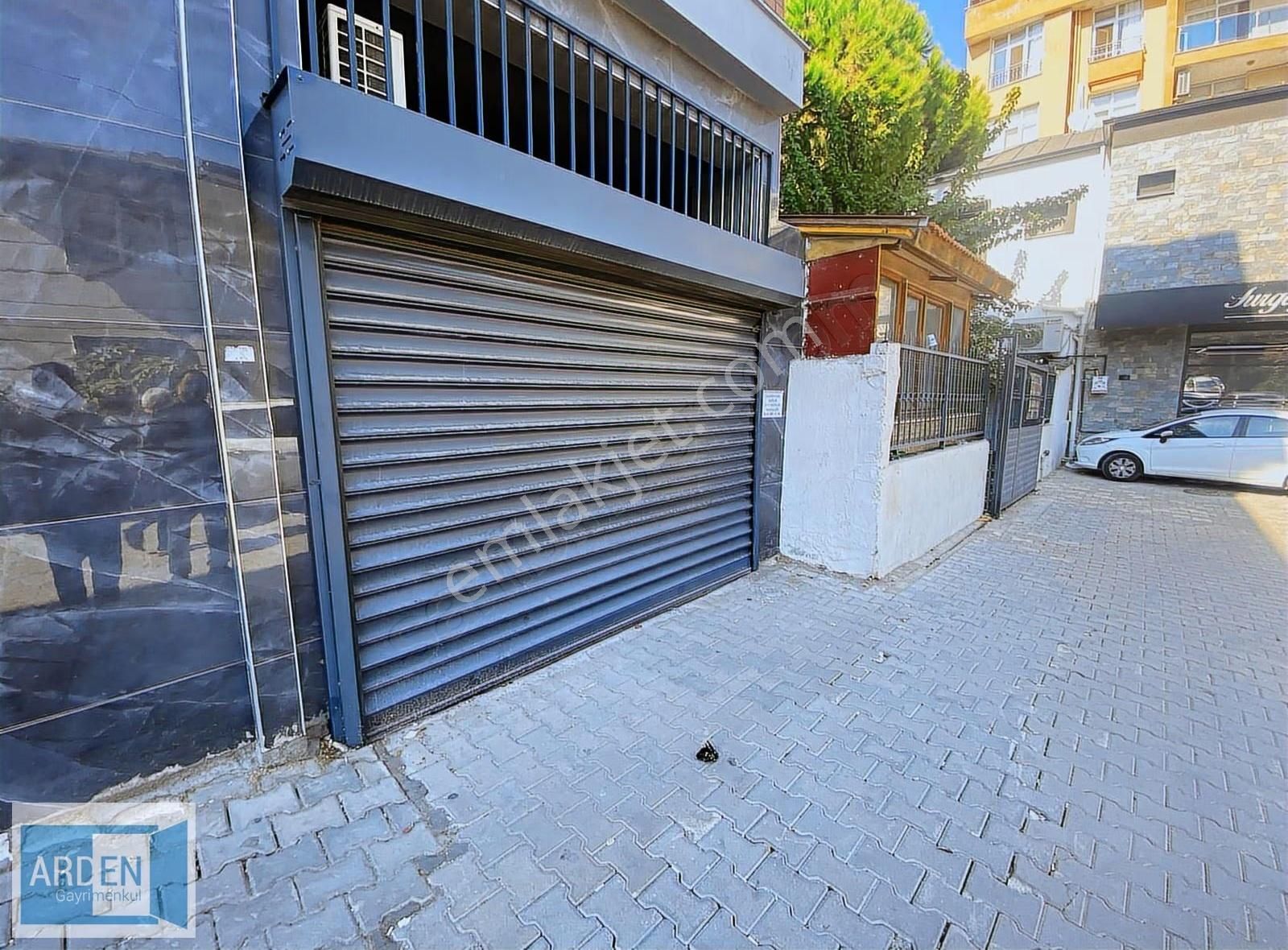 Seferihisar Merkez'de Kapalı Otoparklı Satılık 2+1 Daire - Görsel 15