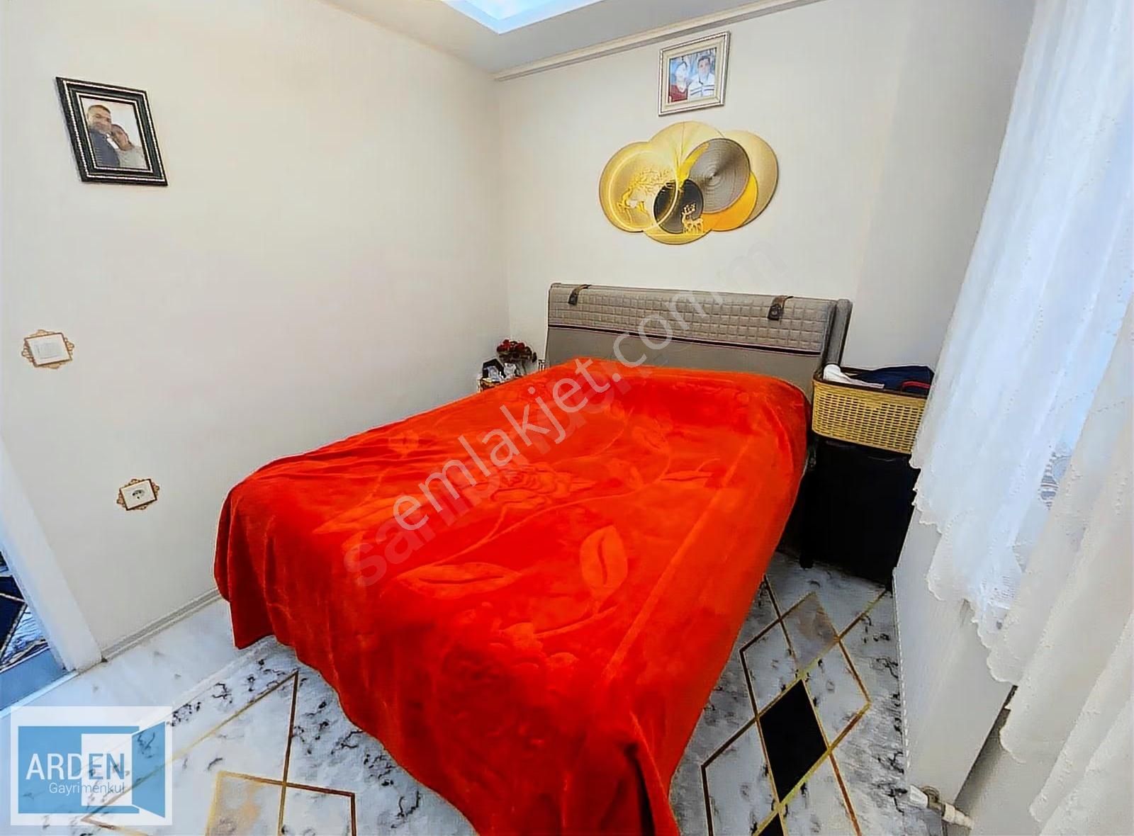 Seferihisar Merkez'de Kapalı Otoparklı Satılık 2+1 Daire - Görsel 13