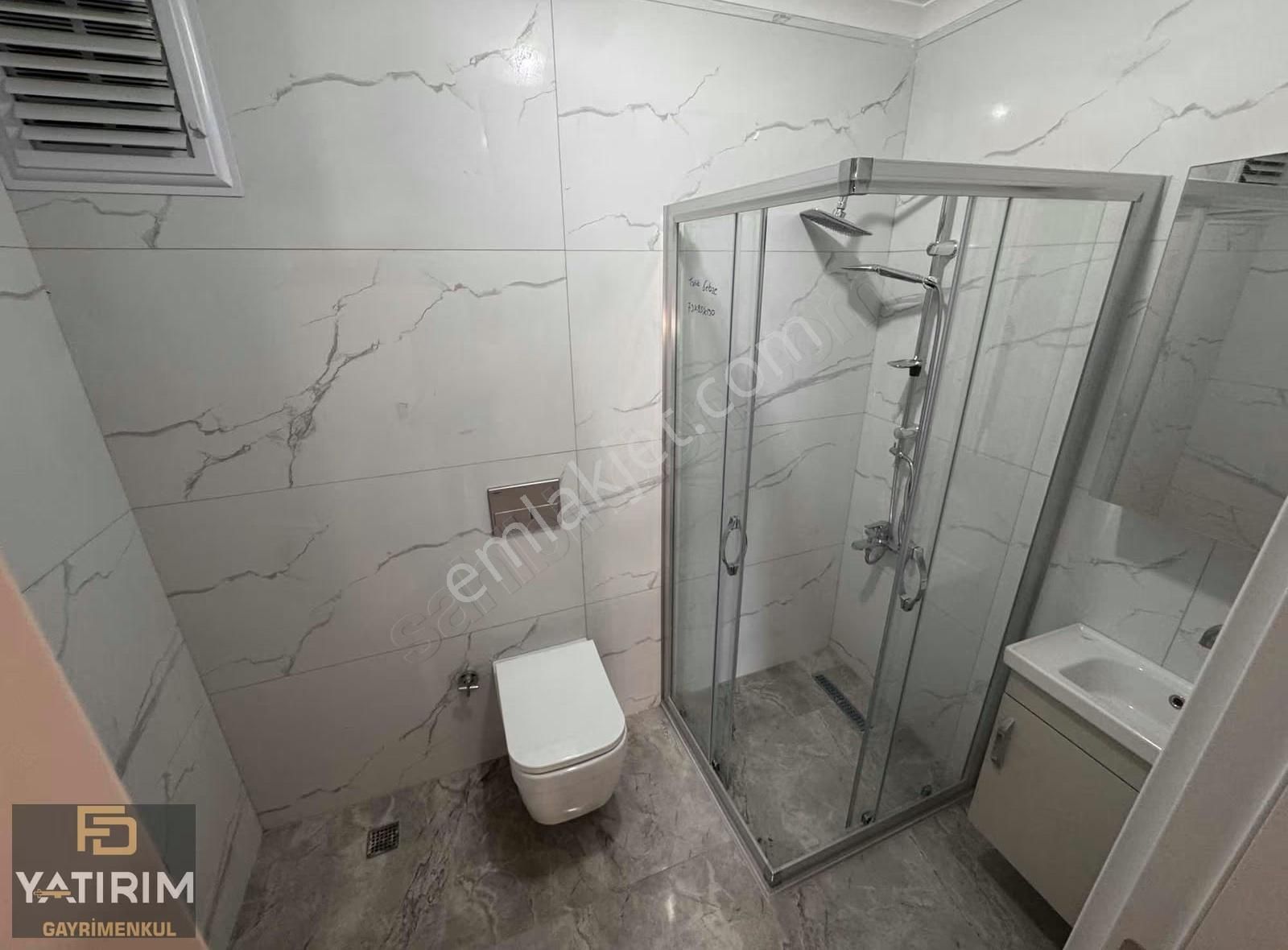 Atatürk Caddesi Yakını 3+1 165 M2 Çift Banyolu Fırsat Dubleks - Görsel 3