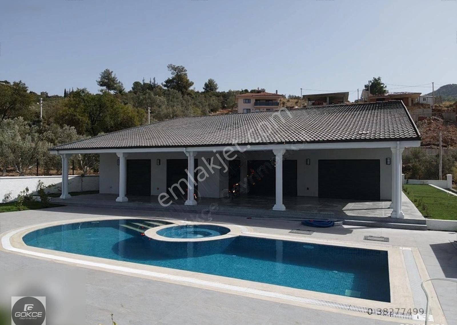 Fethiye Üzümlü'de 1.097 M² Arsa Üzerinde Tek Katlı Lüks Villa - Görsel 4