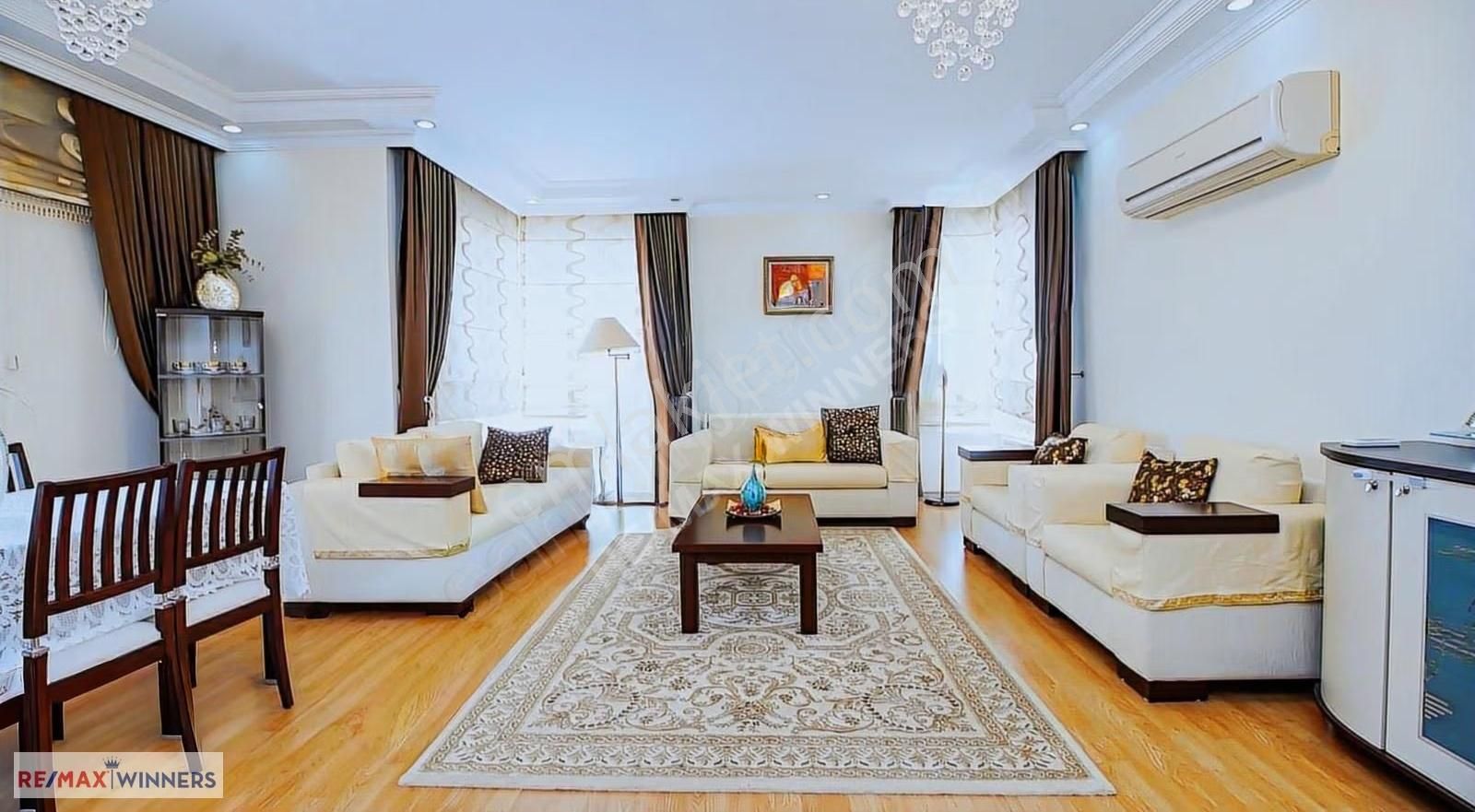 Konyaaltı Toros Mahallesinde Kiralık 3+1 Eşyalı Daire