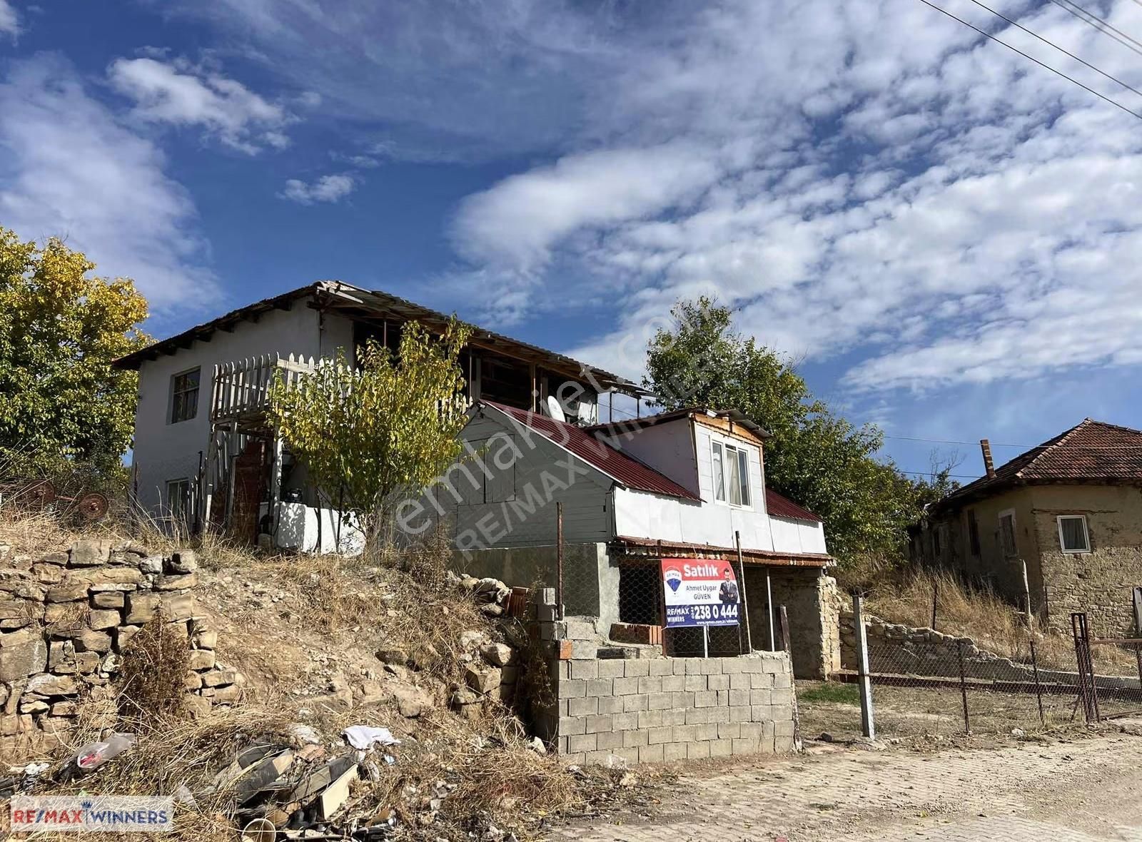 Korkuteli Yelten Köy İçinde 301 M2 Arsa İçinde Müstakil Ev - Görsel 7