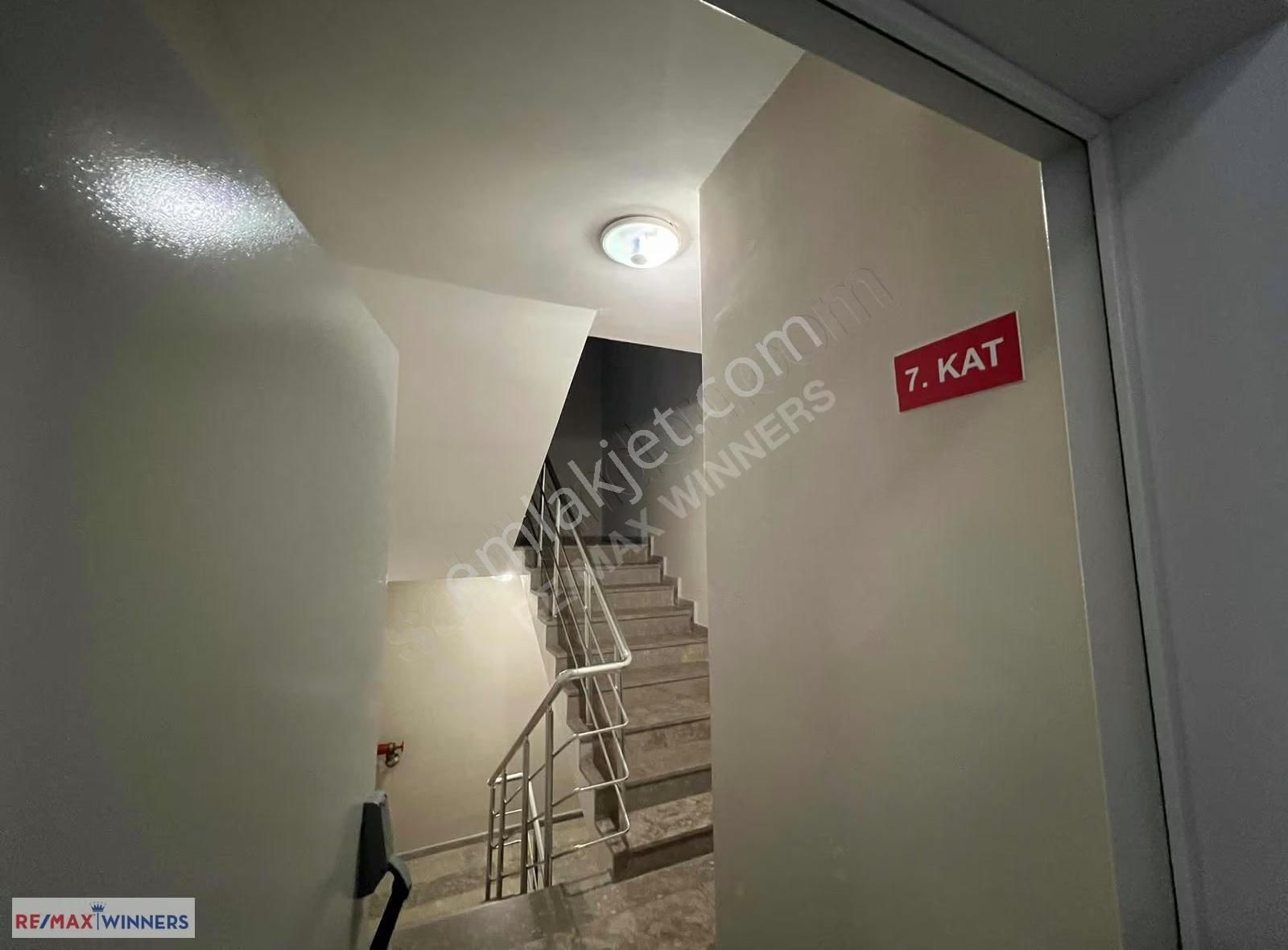 Sur Yapı Turkuaz Sıtesınde Denız Gören 1+1 Amerıkan Mutfaklı - Görsel 7