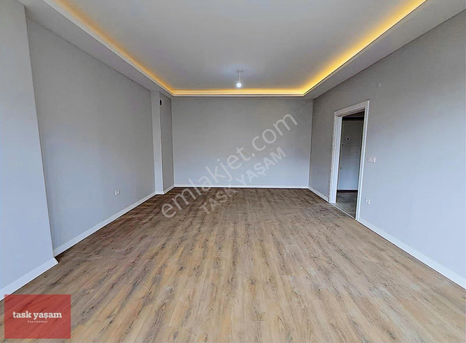 Çayırova Emek Mah. Boydan Yapıda Prestijli Satılık 3.5+1 Daire - Görsel 13