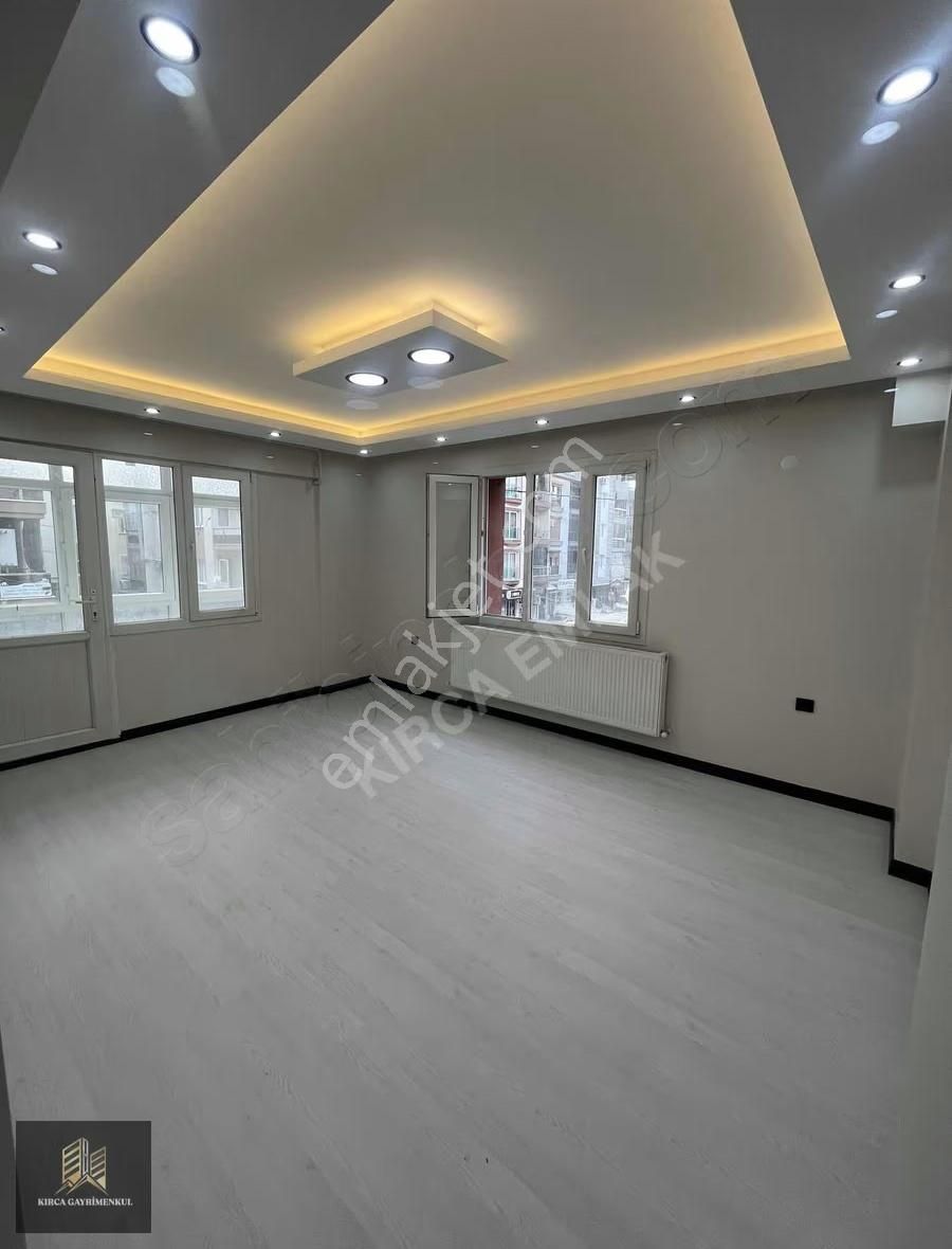 Kırca Emlaktan Cadde Üzeri Plan Pırojeli 2+1 Satılık Daire - Görsel 16