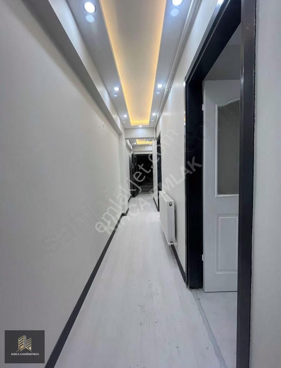 Kırca Emlaktan Cadde Üzeri Plan Pırojeli 2+1 Satılık Daire - Görsel 18