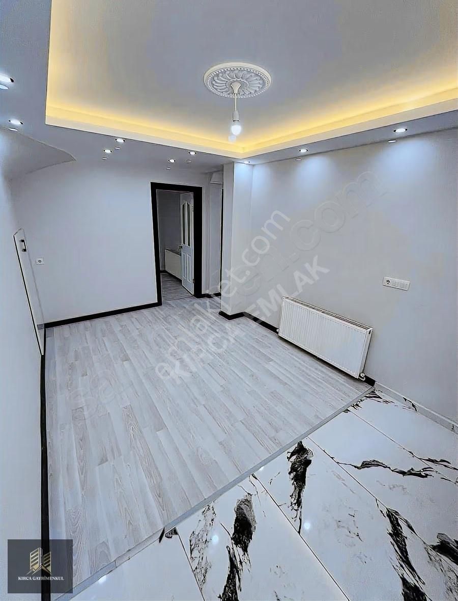 Kırca Emlaktan Satılık 2+1 Doğalgazlı Sıfır Tadilatlı Daire - Görsel 13