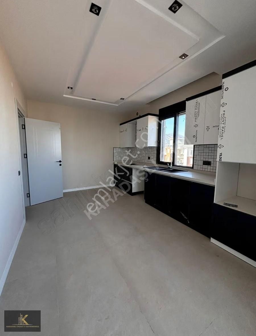 Bahçeyakada Site İçinde Havuzlu 6+2 Satılık Dubleks Daire - Görsel 19