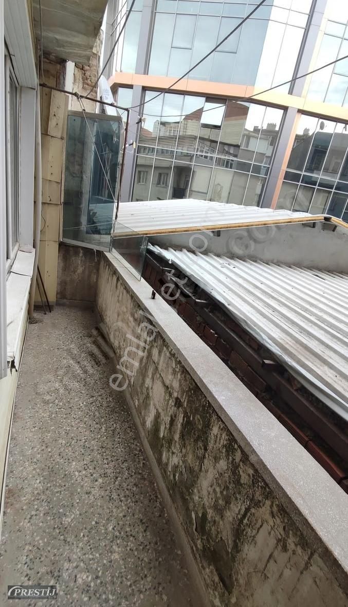 Balıkesir Çarşı Merkezde Eşyalı Abonelikler Açık Nefe 10 Dk Ttm - Görsel 12