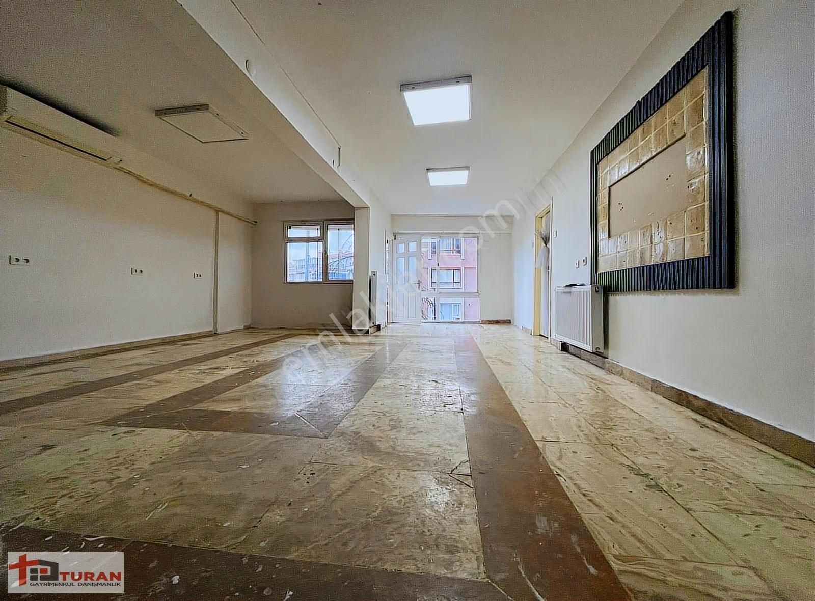 Turan'dan Teleferik Son Durakta Kiralık 1+1 İş Yeri - Görsel 5