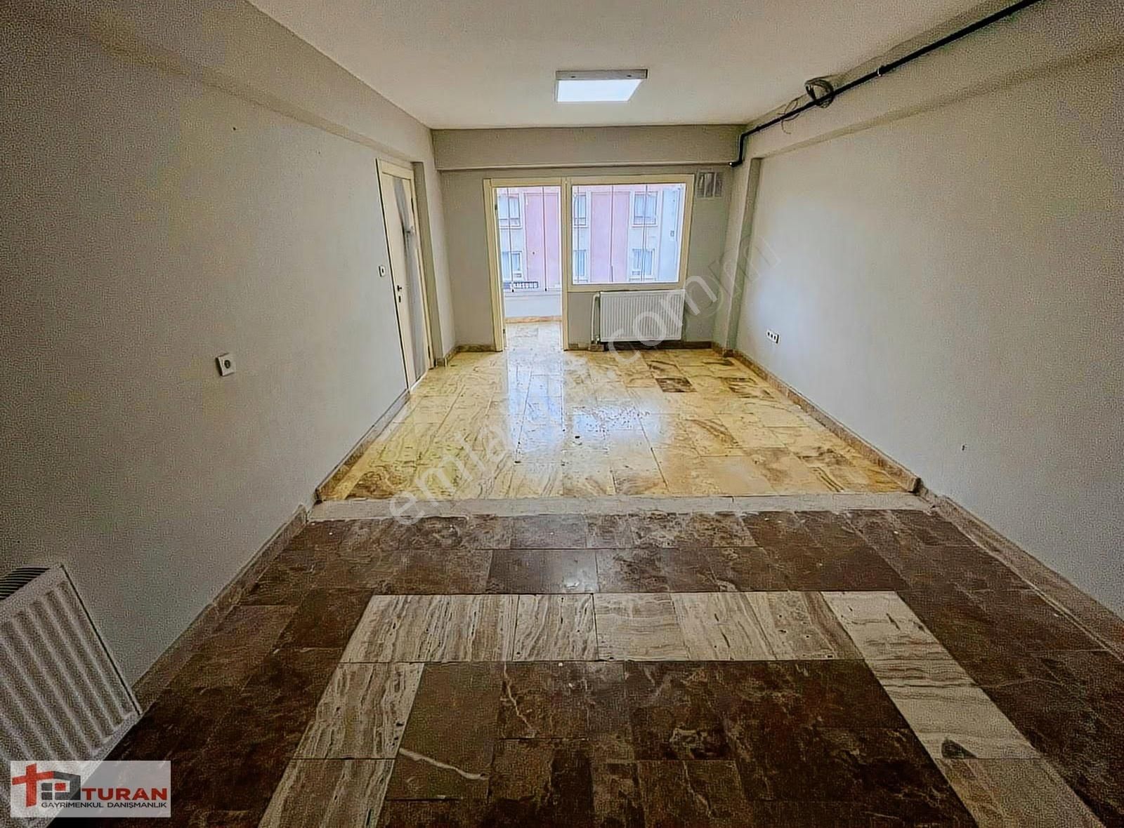 Turan'dan Teleferik Son Durakta Kiralık 1+1 İş Yeri - Görsel 8