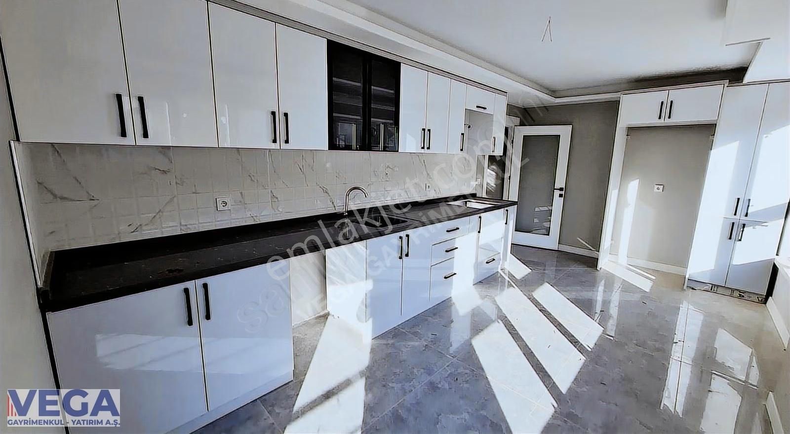 ▄vega▄şahintepe Mahallesinde Full Yapılı 5+1 Dublex Daire - Görsel 16