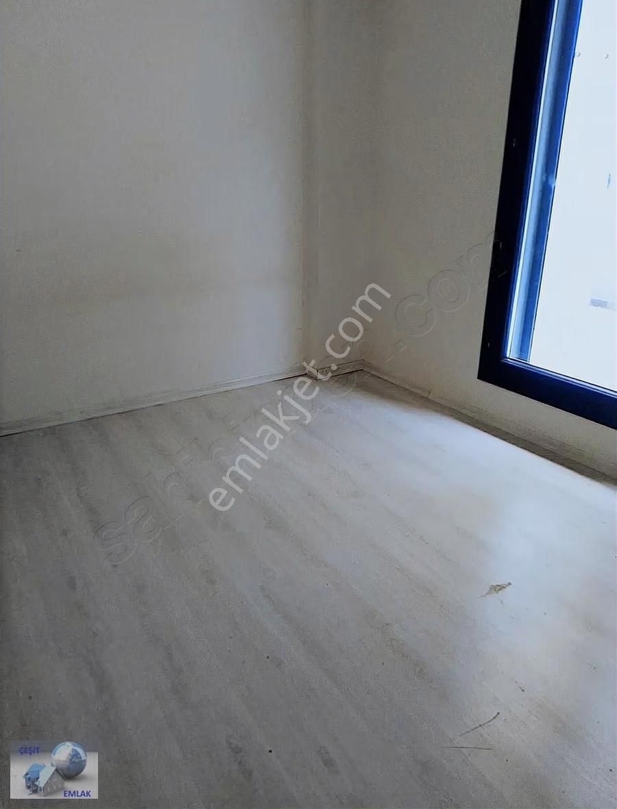 Çeşit Emlak Siyavuşpaşa Mah De 1 Yıllık Yeni Bina Da 1+1 Daire - Görsel 6