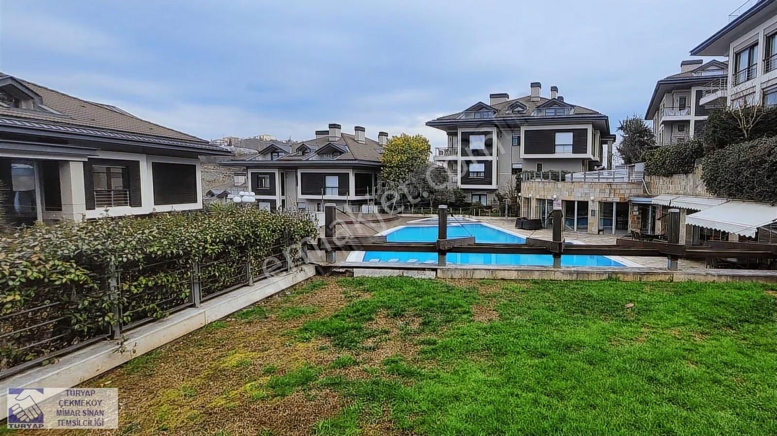 Seba Royal Konakları Acık Cepheli Satılık Çatı Dubleksi. İstinye