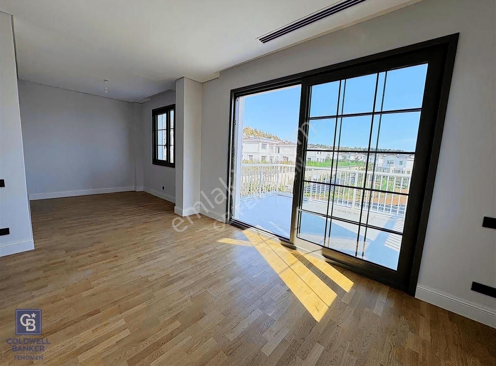 Emlak Konut Çınarköy Evleri D Tipi 6+1 Kiralık Villa - Görsel 22