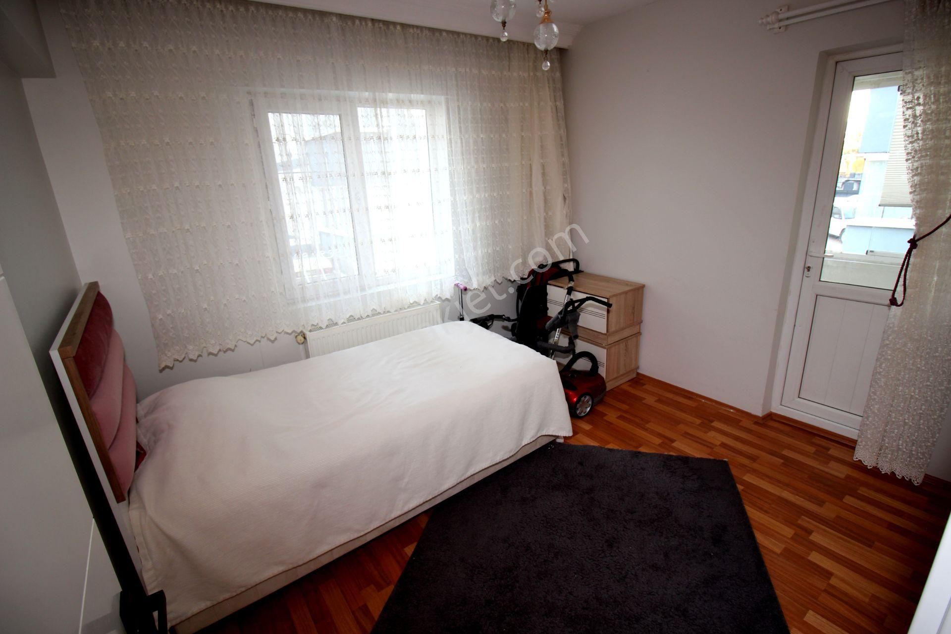 Emre Emlak'tan Mareşal Çakmak'ta Site İçi Full Yapılı 3+1 Satılık Daire - Görsel 17