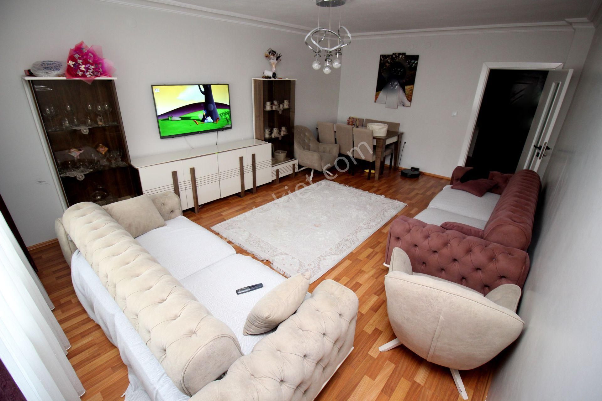 Emre Emlak'tan Mareşal Çakmak'ta Site İçi Full Yapılı 3+1 Satılık Daire - Görsel 8