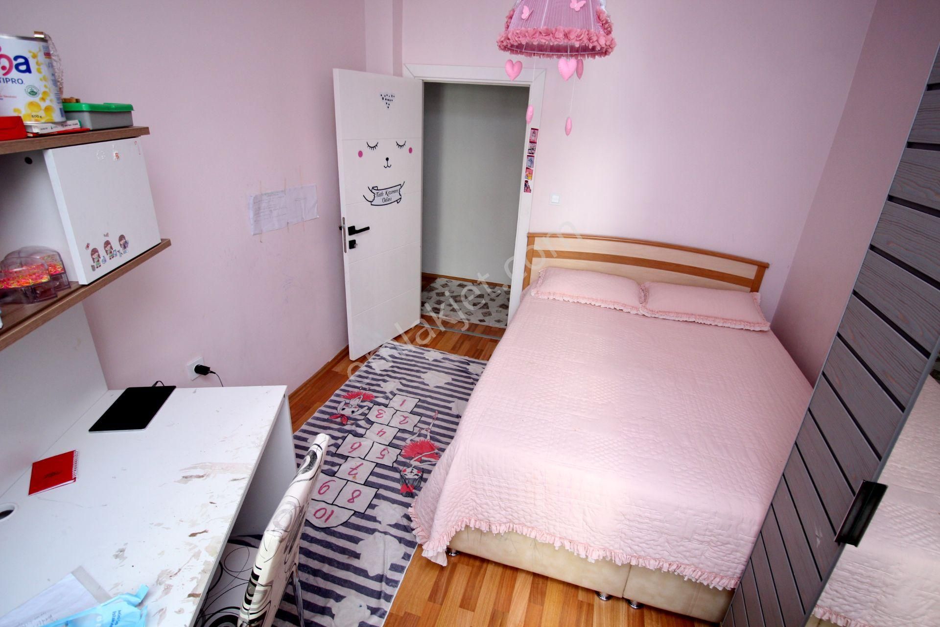 Emre Emlak'tan Mareşal Çakmak'ta Site İçi Full Yapılı 3+1 Satılık Daire - Görsel 15