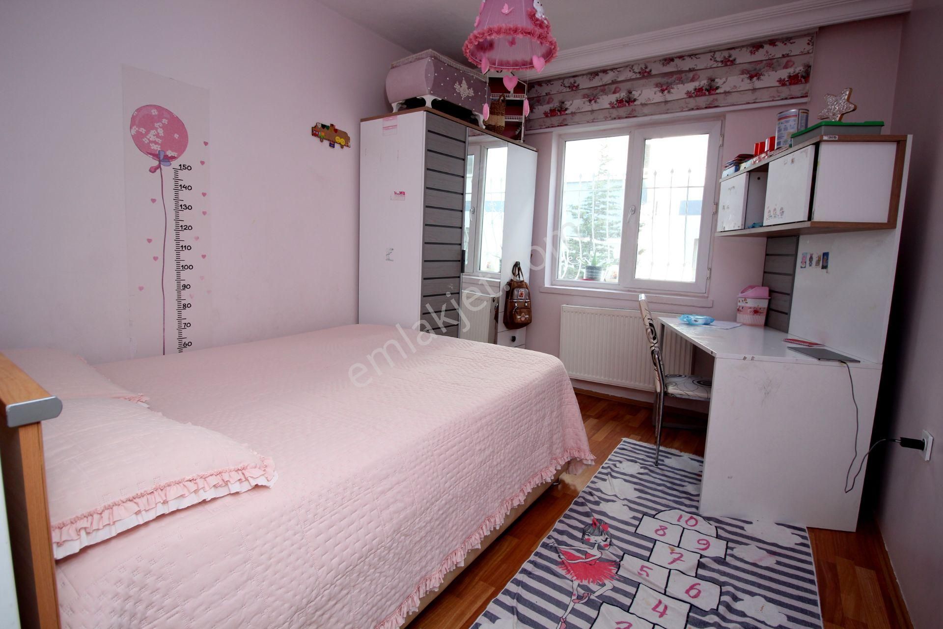 Emre Emlak'tan Mareşal Çakmak'ta Site İçi Full Yapılı 3+1 Satılık Daire - Görsel 13