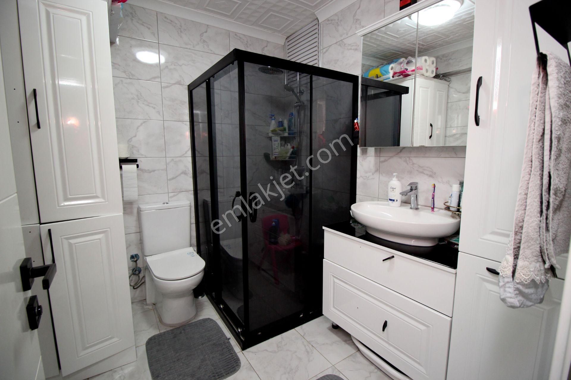 Emre Emlak'tan Mareşal Çakmak'ta Site İçi Full Yapılı 3+1 Satılık Daire - Görsel 22