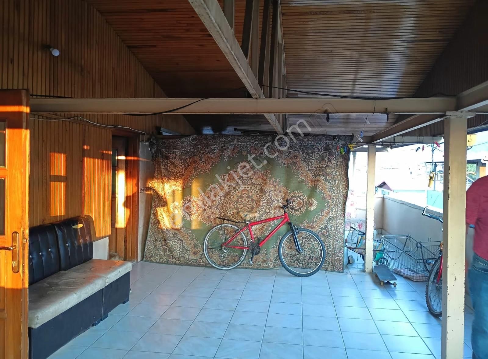 Bursa Yavuz Selim Mahallesinde Satılık 9 Daireli Apartman - Görsel 8