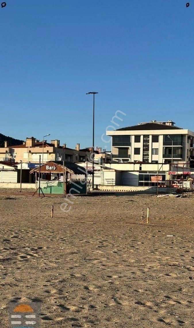 Ayvalık Sarımsaklı'da Denize Sıfır Satılık 1+1 Daire - Görsel 12