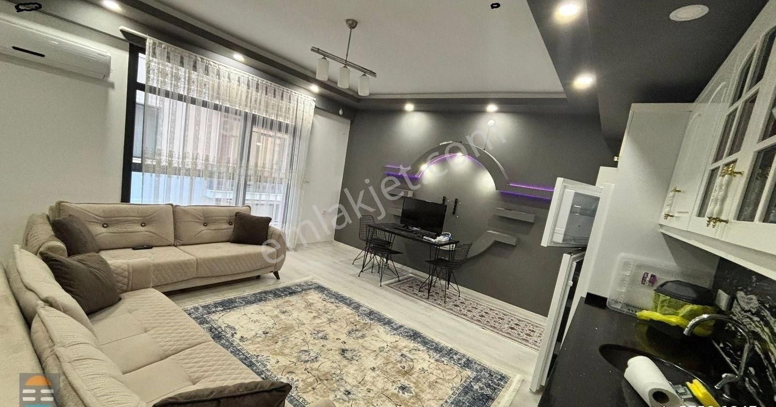 Ayvalık Sarımsaklı'da Denize Sıfır Satılık 1+1 Daire