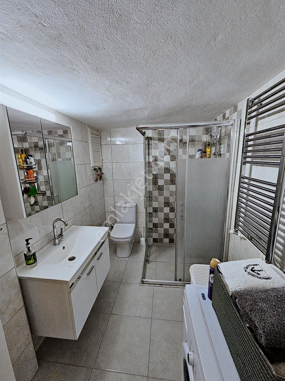 Döşemealtı Bahçeyakada Manzaralı İçi Yenilenmiş 3+1 Daire - Görsel 3