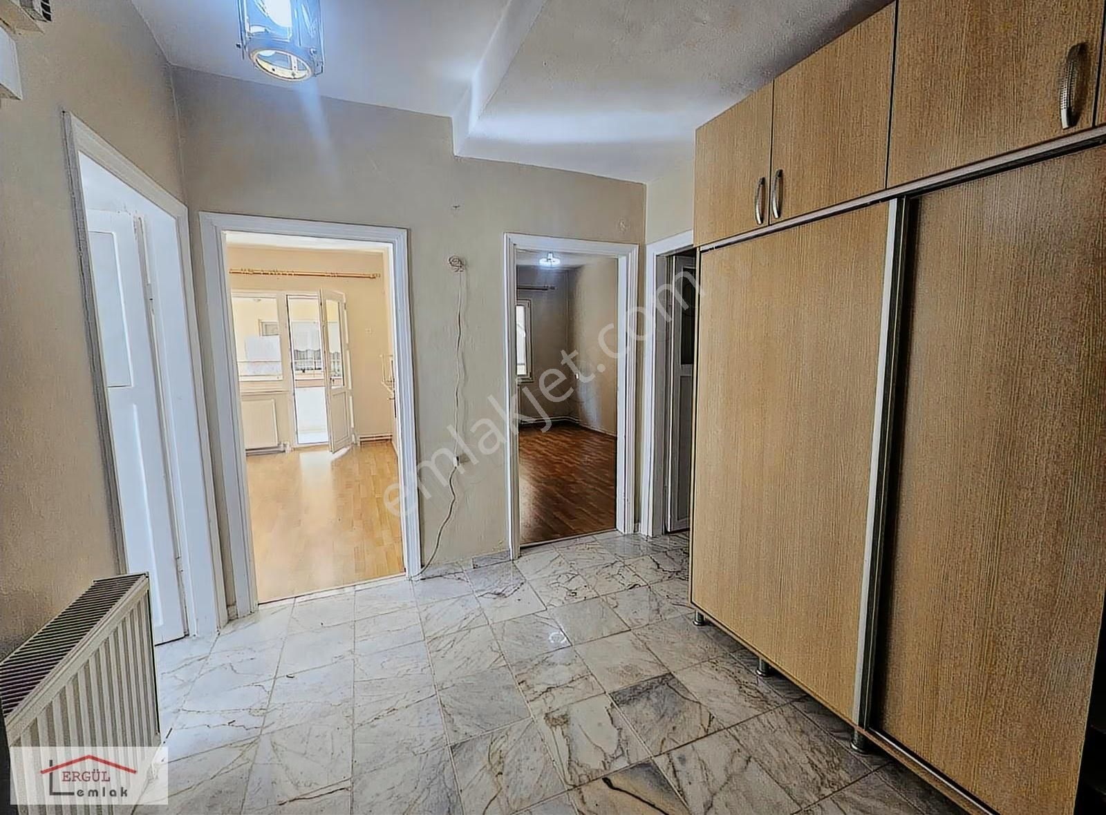 Erenler Merkez Mahallesinde Site İçerisinde Satılık 3+1 Dairemi - Görsel 11