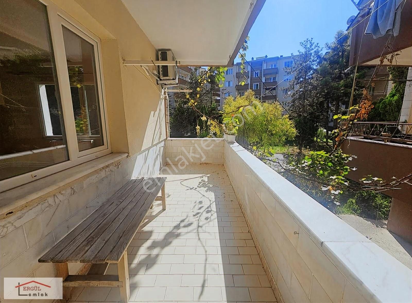 Erenler Merkez Mahallesinde Site İçerisinde Satılık 3+1 Dairemi - Görsel 8