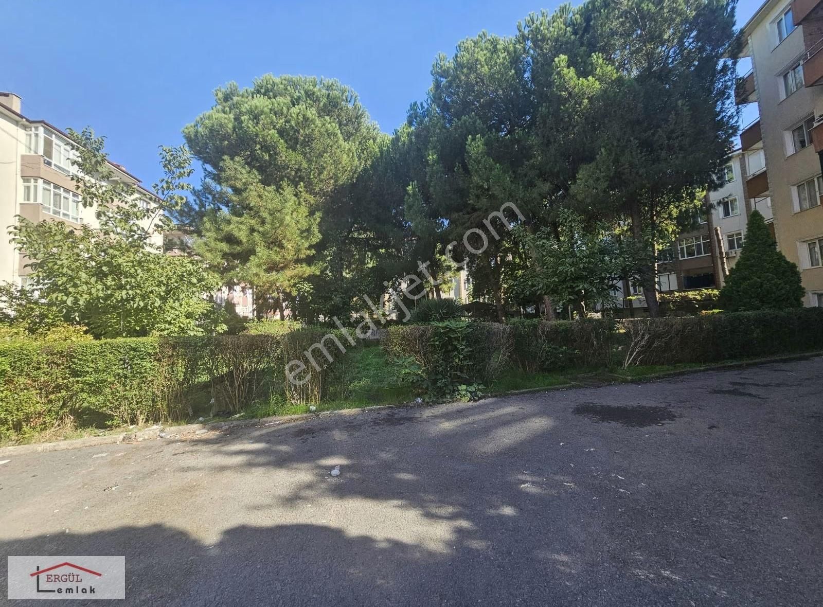 Erenler Merkez Mahallesinde Site İçerisinde Satılık 3+1 Dairemi - Görsel 3