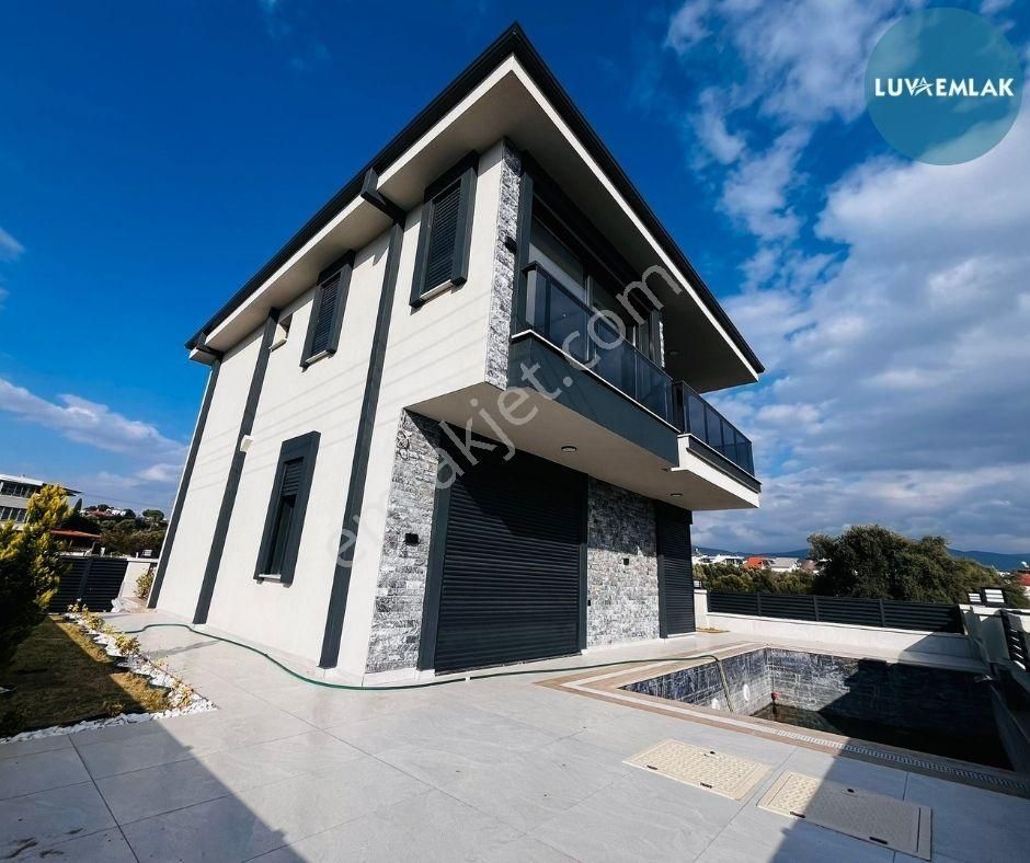 Didim Fevzipaşa'da Denize Sadece 200 Metre 4+1 Müstakil Havuzlu Villa - Görsel 3