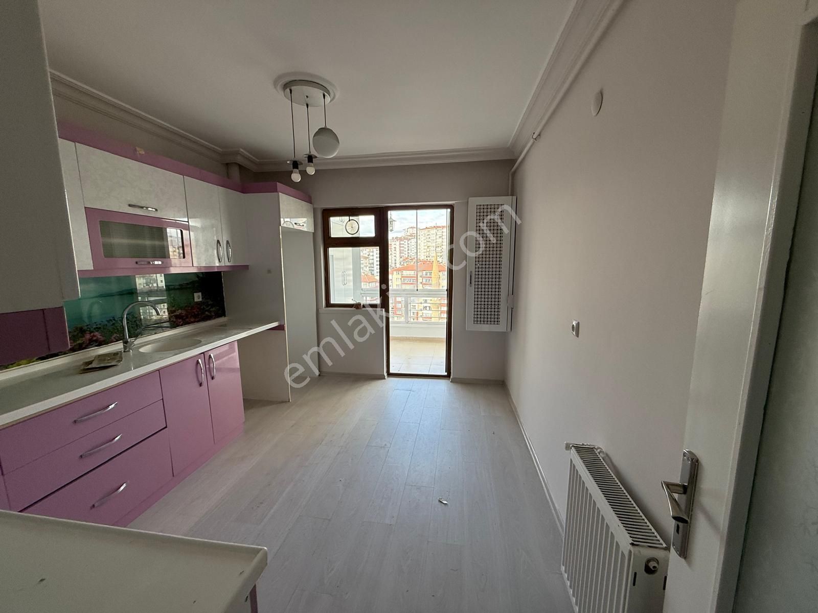 Şentepe Burç Mahhalesinde Sitede Manzaralı Acil Satılık 3+1 - Görsel 7