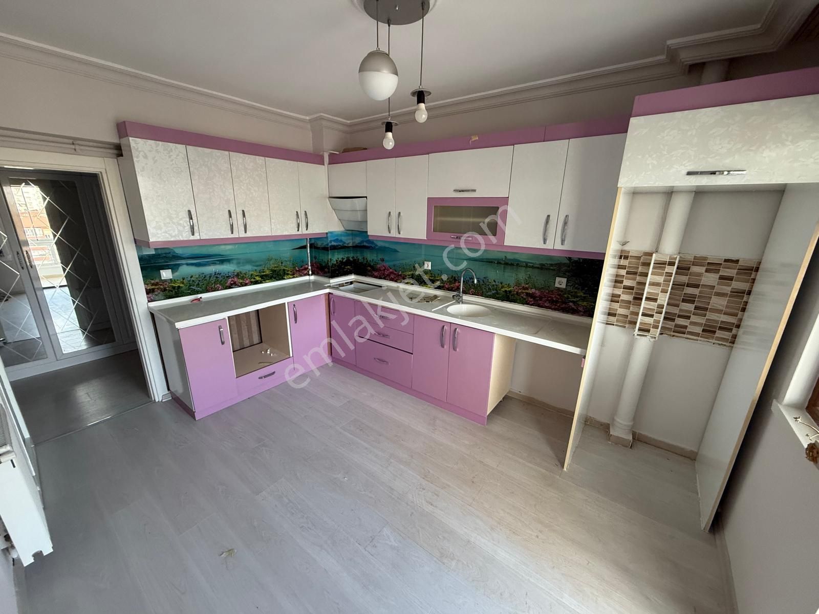 Şentepe Burç Mahhalesinde Sitede Manzaralı Acil Satılık 3+1 - Görsel 2